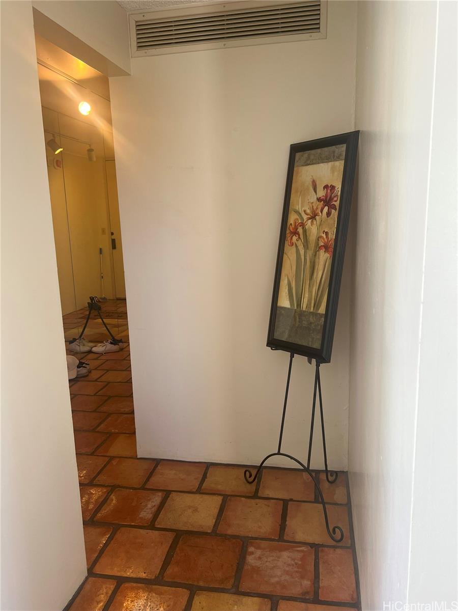 Photo 13 of 21
