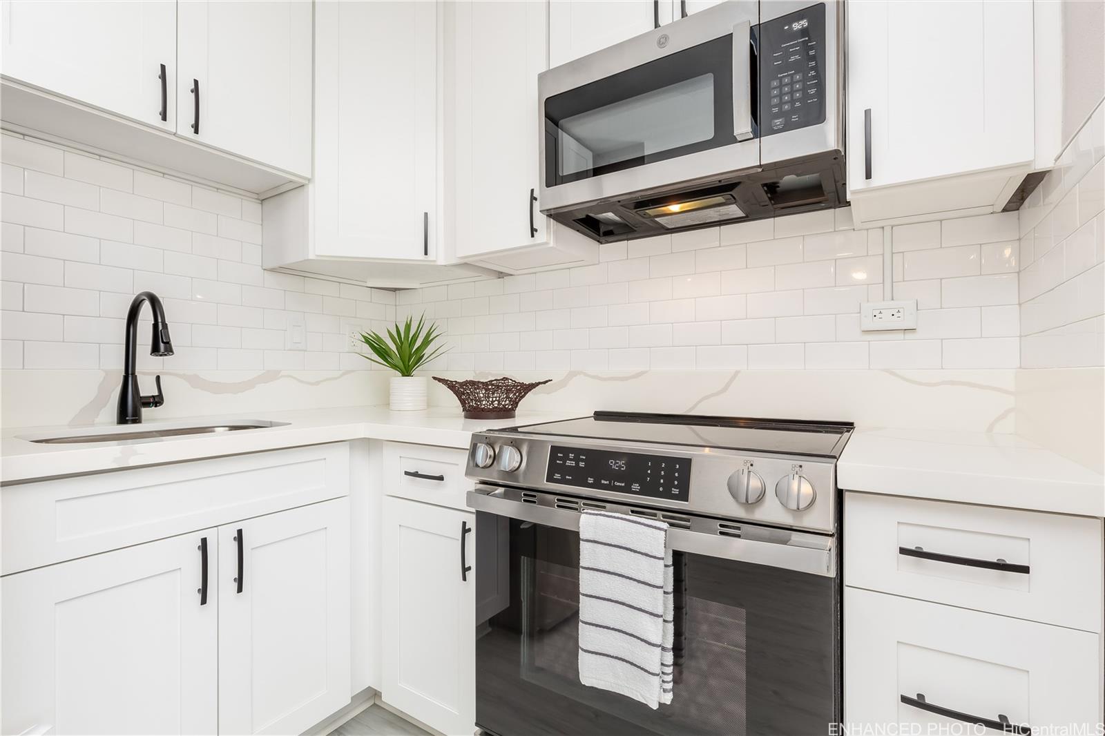 94-249 Waikele Road  Unit A205