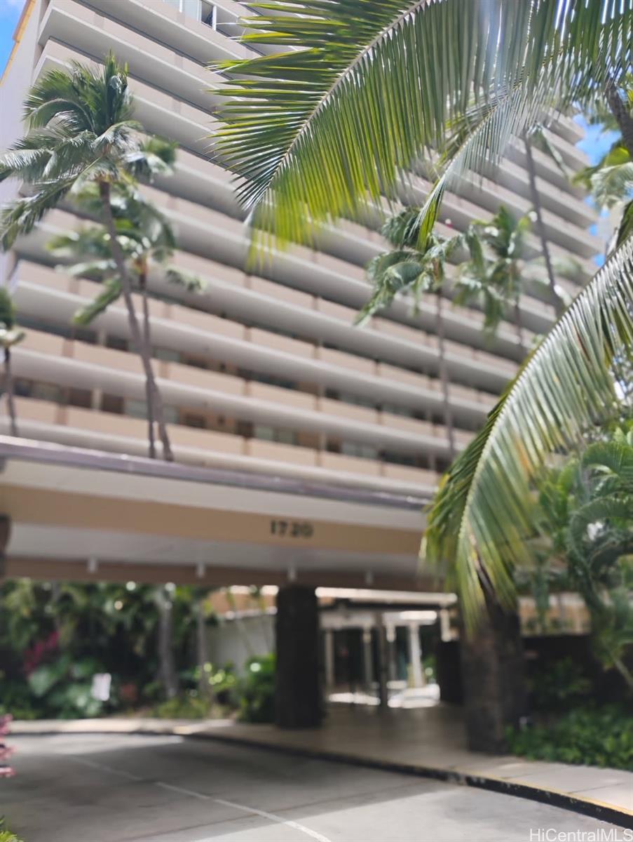 1720 Ala Moana Boulevard PH-5B