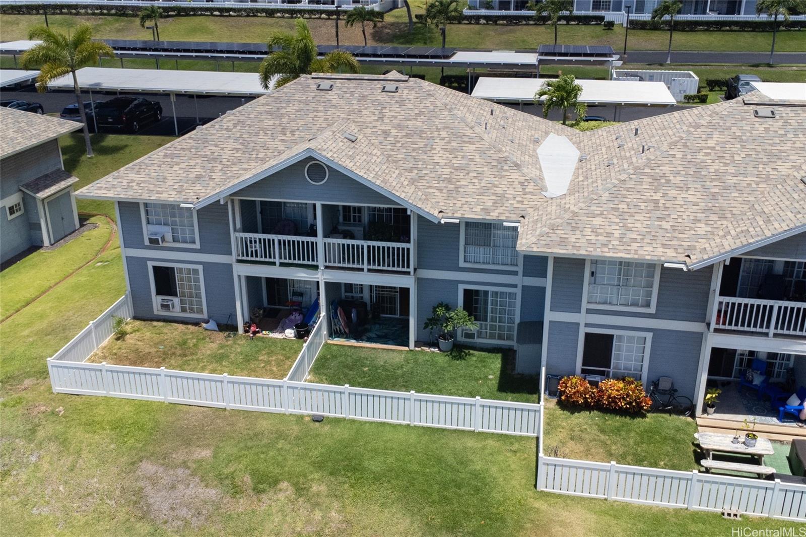 Photo 4 of 25