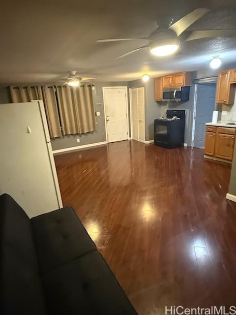 Photo 17 of 23
