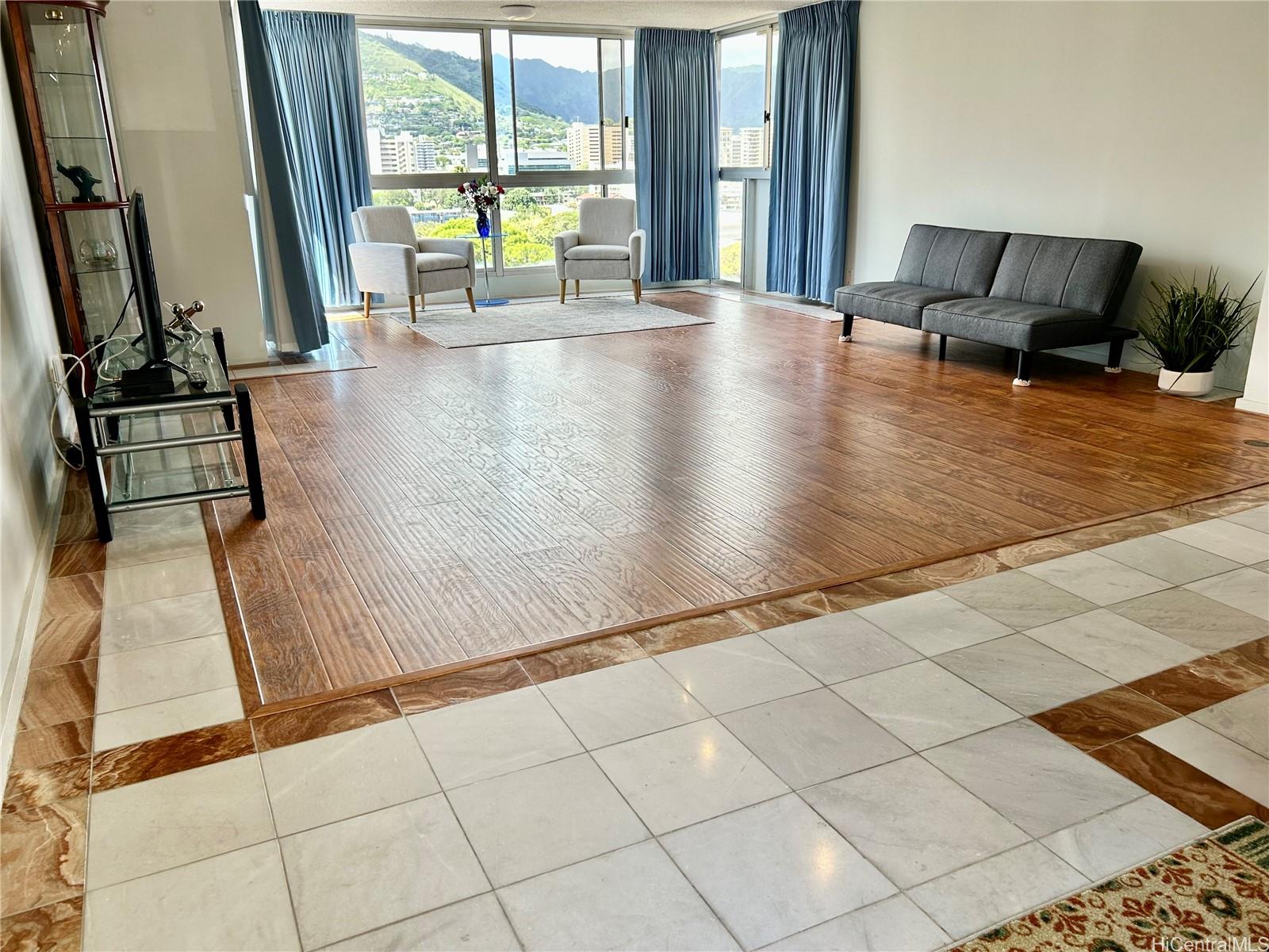 1624 Kanunu Street 1208