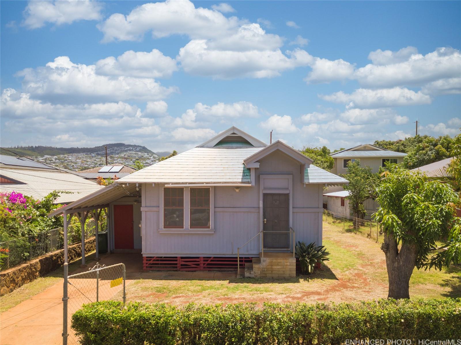 3140 Paliuli Street