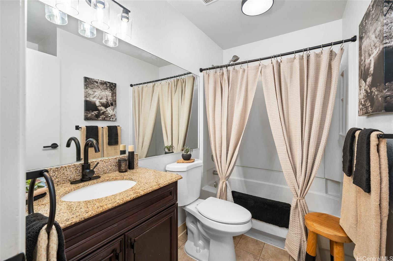306 Mananai Place  Unit 4D