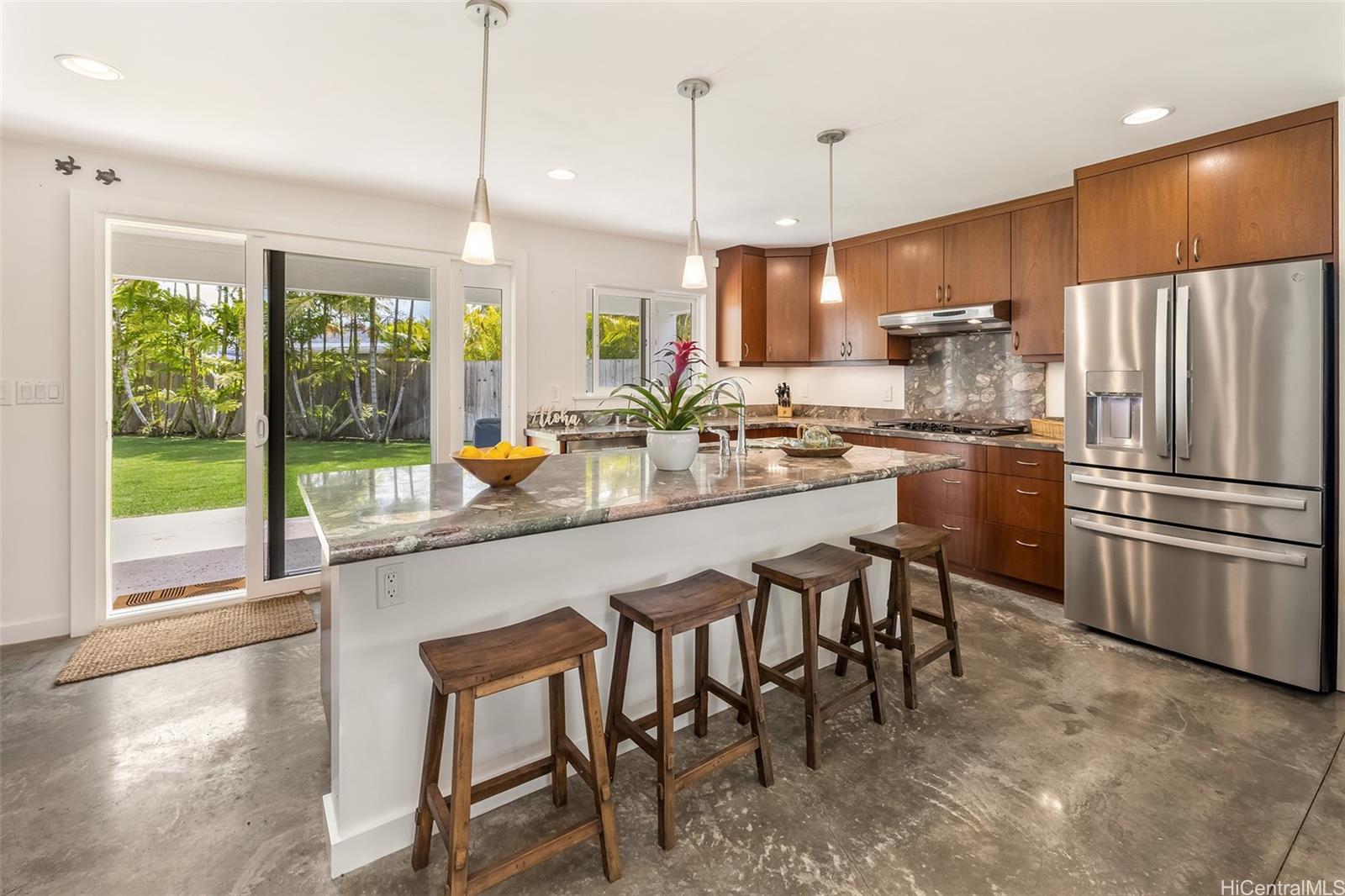 440 Akoakoa Place