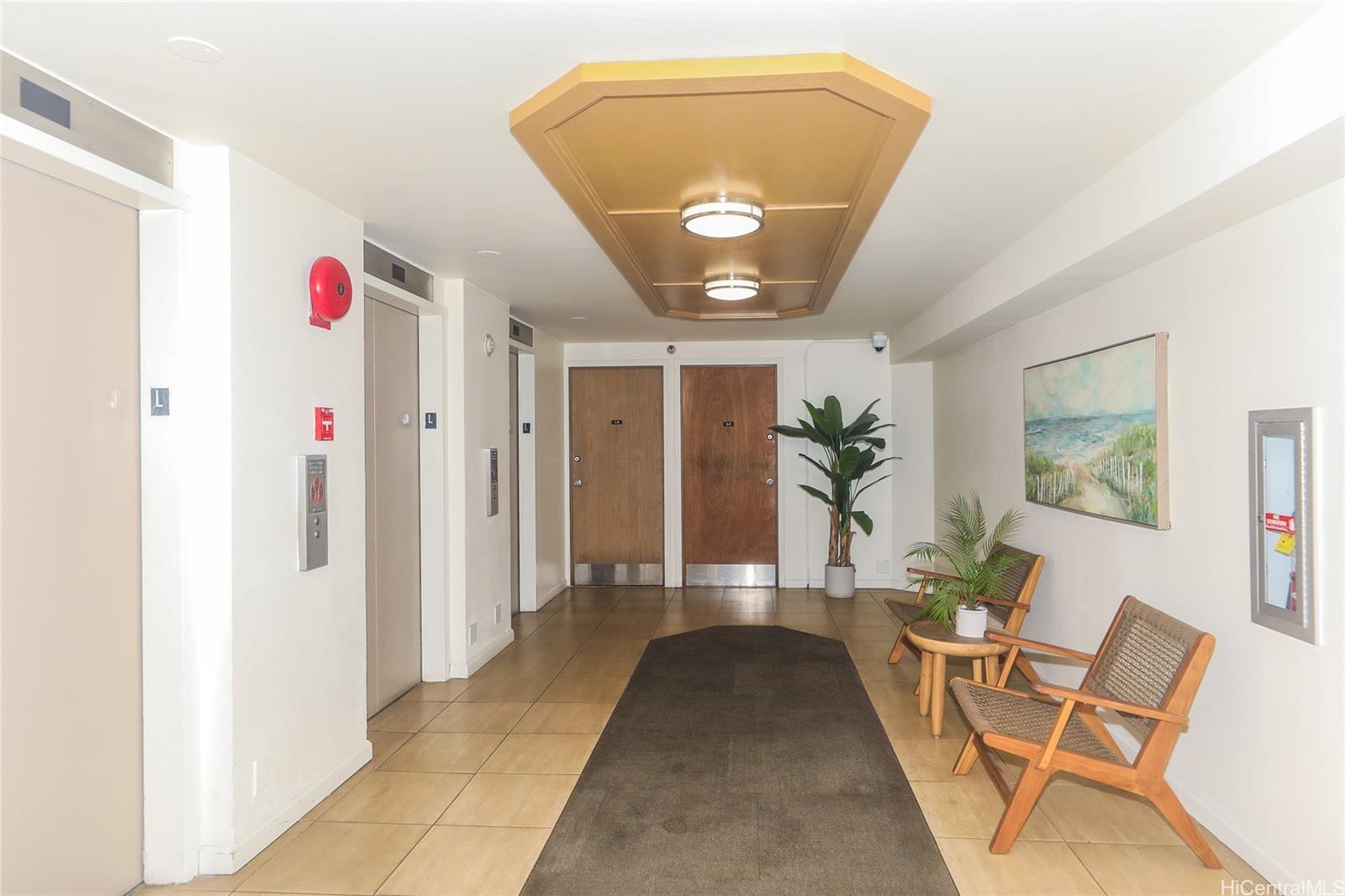 Photo 13 of 25