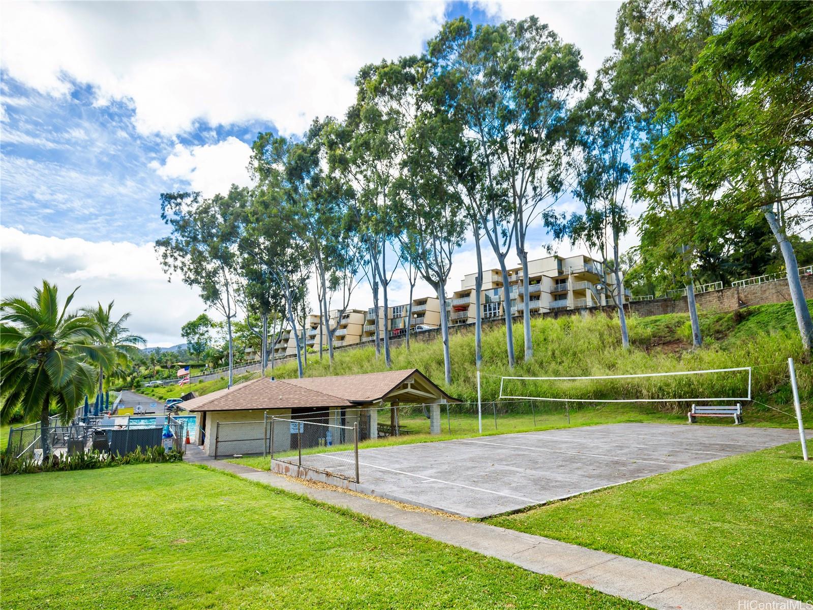 95-2055 Waikalani Place  Unit B204