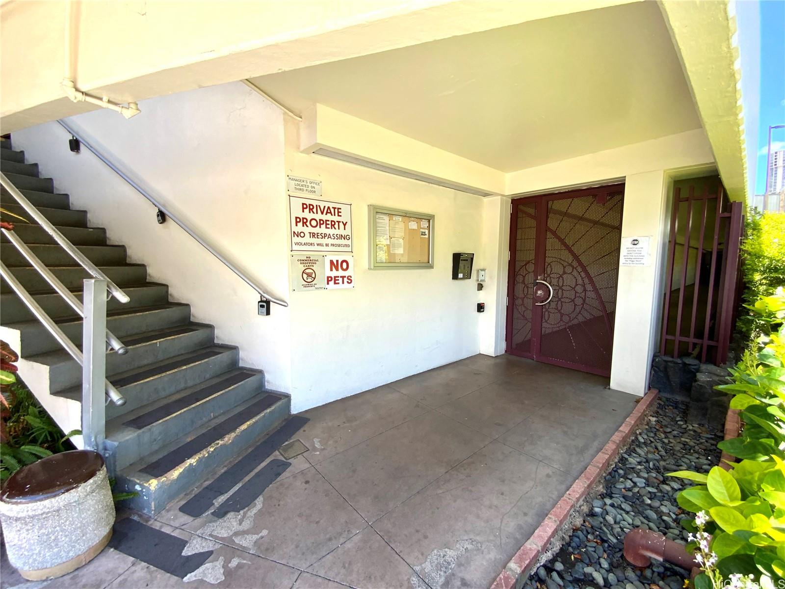 1655 Makaloa Street  Unit 911