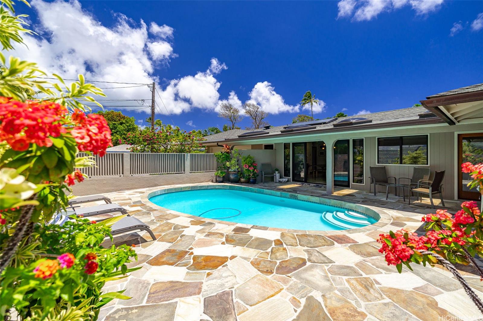 176 Kaiholu Street