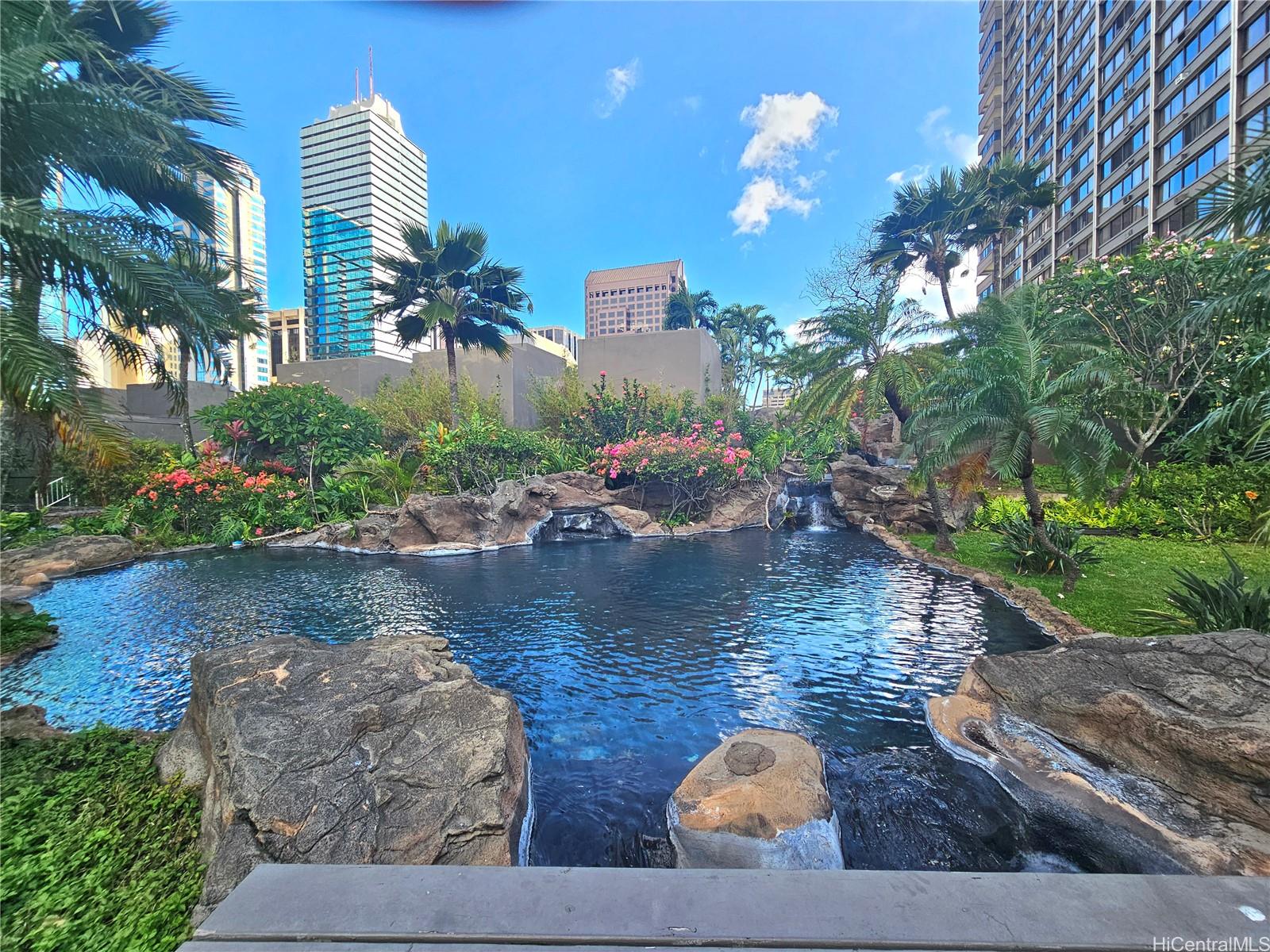 1255 Nuuanu Avenue E2811