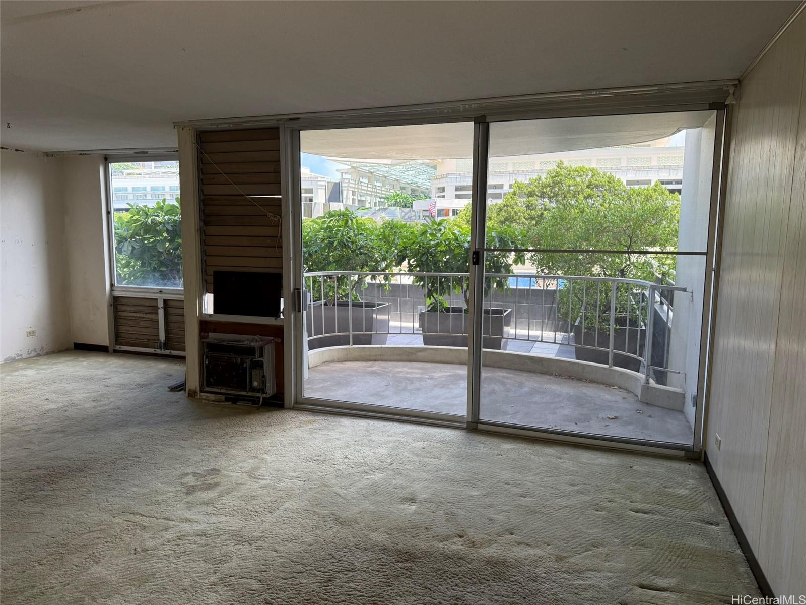 1717 Ala Wai Boulevard 306