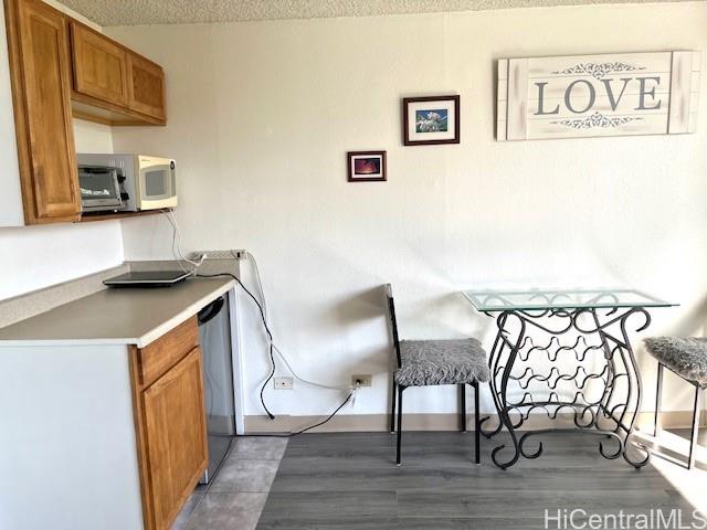 Photo 10 of 21