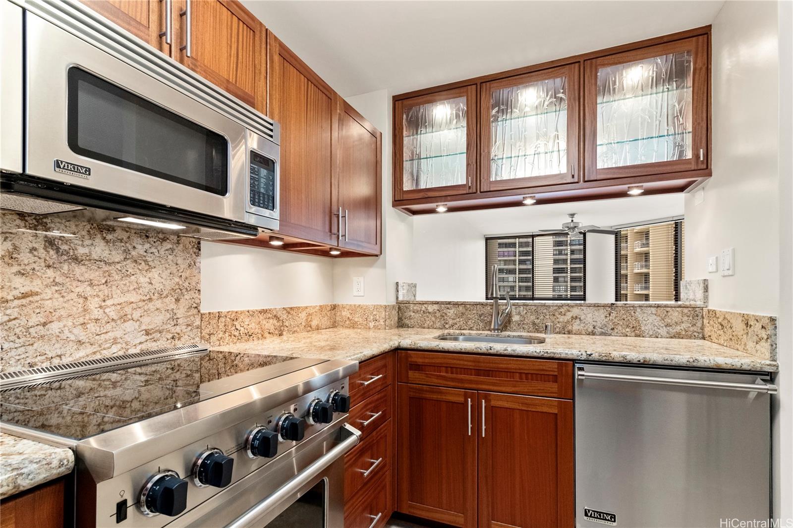 2101 Nuuanu Avenue  Unit I-1002