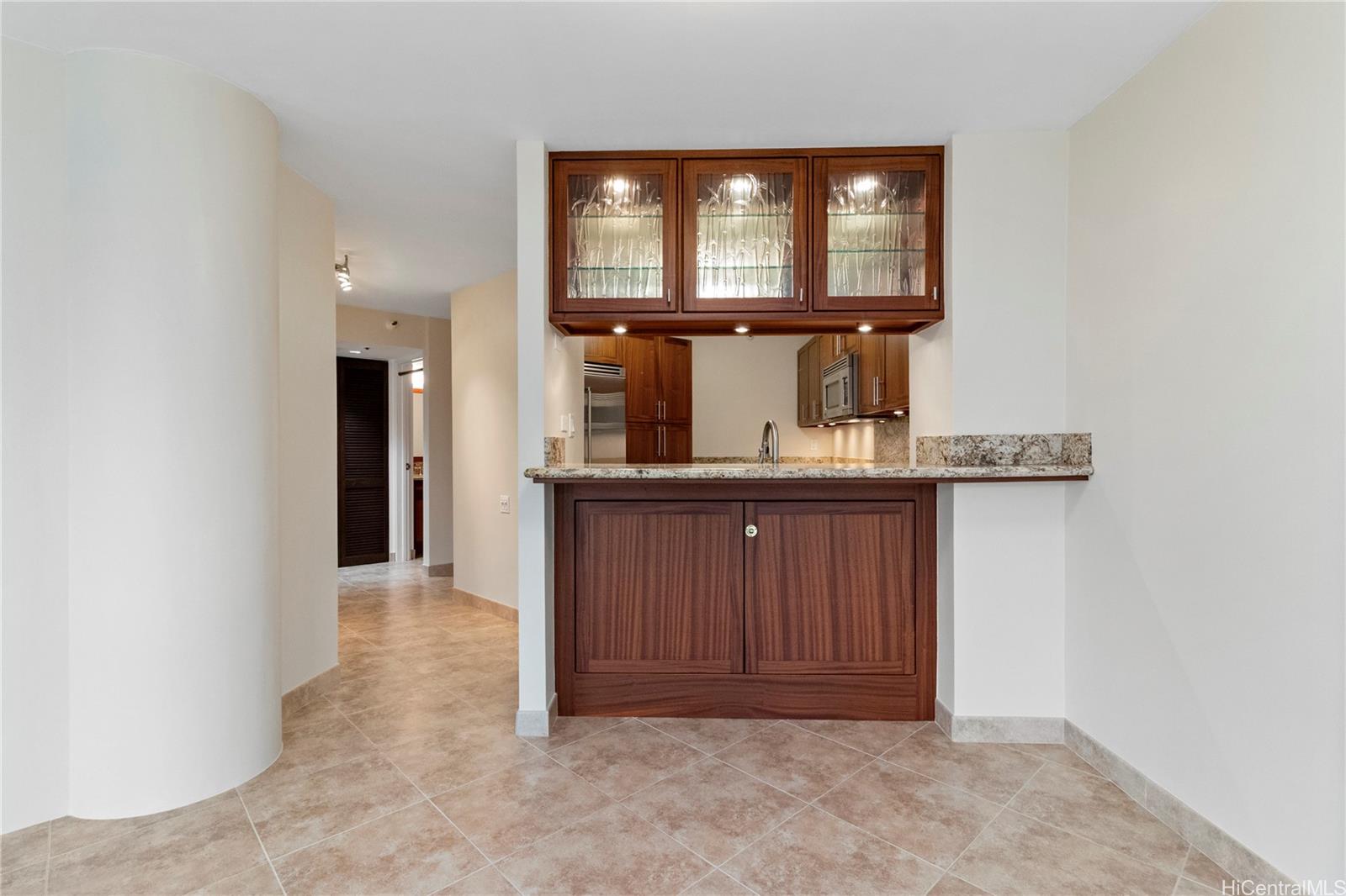 2101 Nuuanu Avenue  Unit I-1002