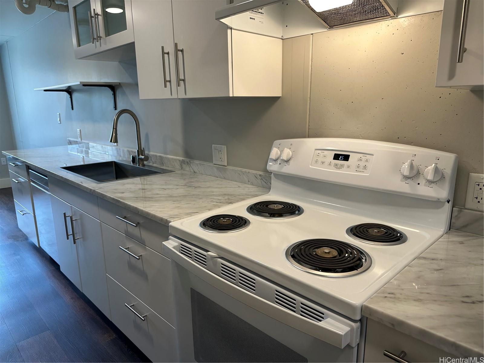803 Waimanu Street  Unit 109