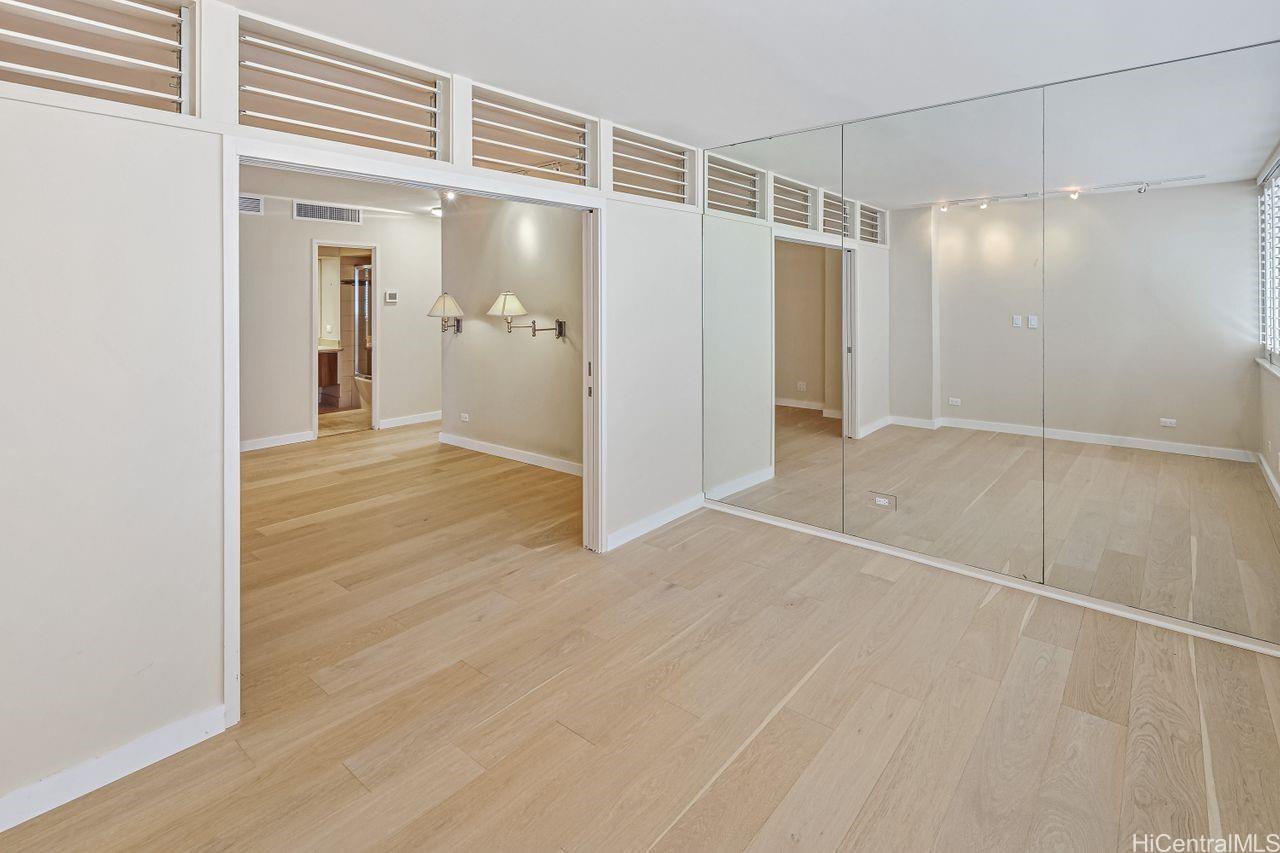 3003 Kalakaua Avenue  Unit 7B