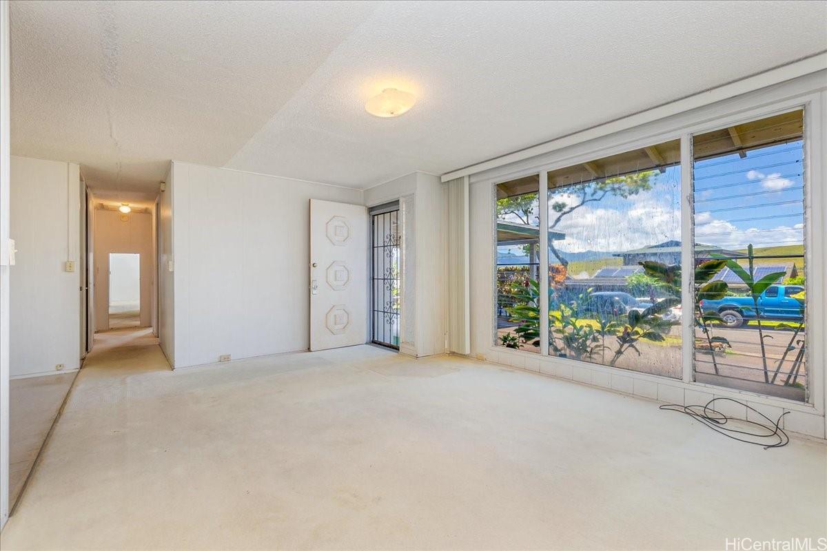 Photo 6 of 23