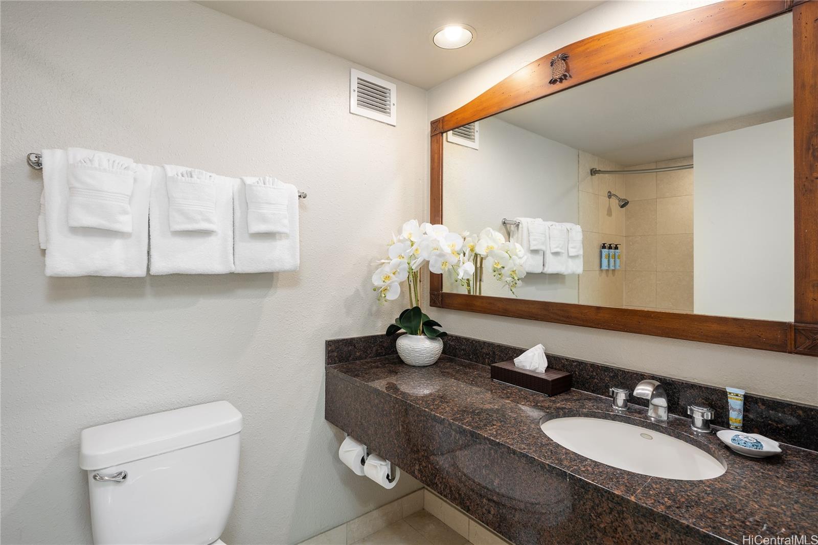 2045 Kalakaua Avenue  Unit 618
