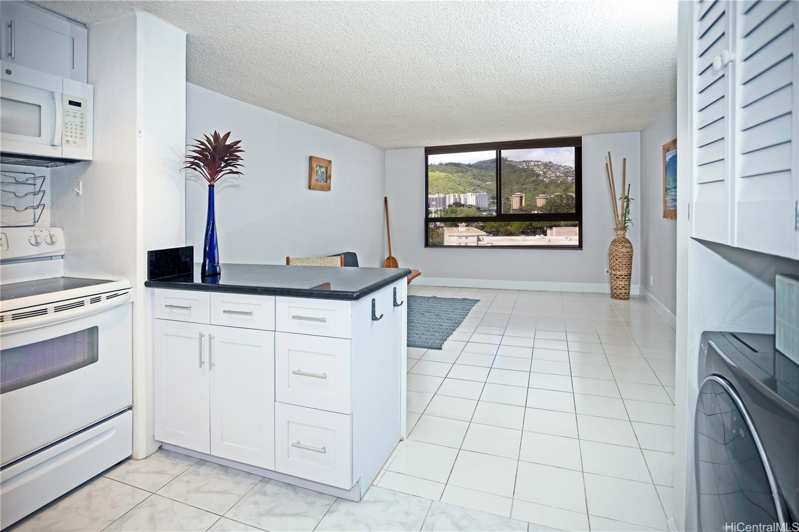 2724 Kahoaloha Lane 902