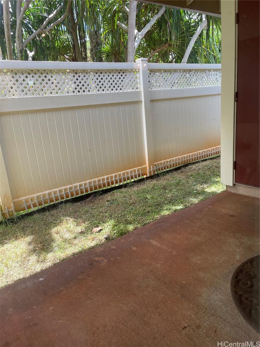 Photo 10 of 25