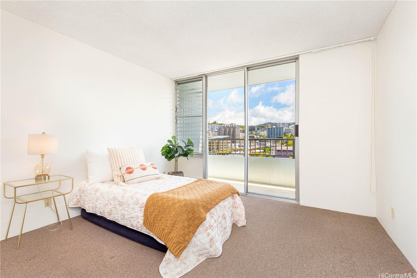 1122 Elm Street  Unit 809