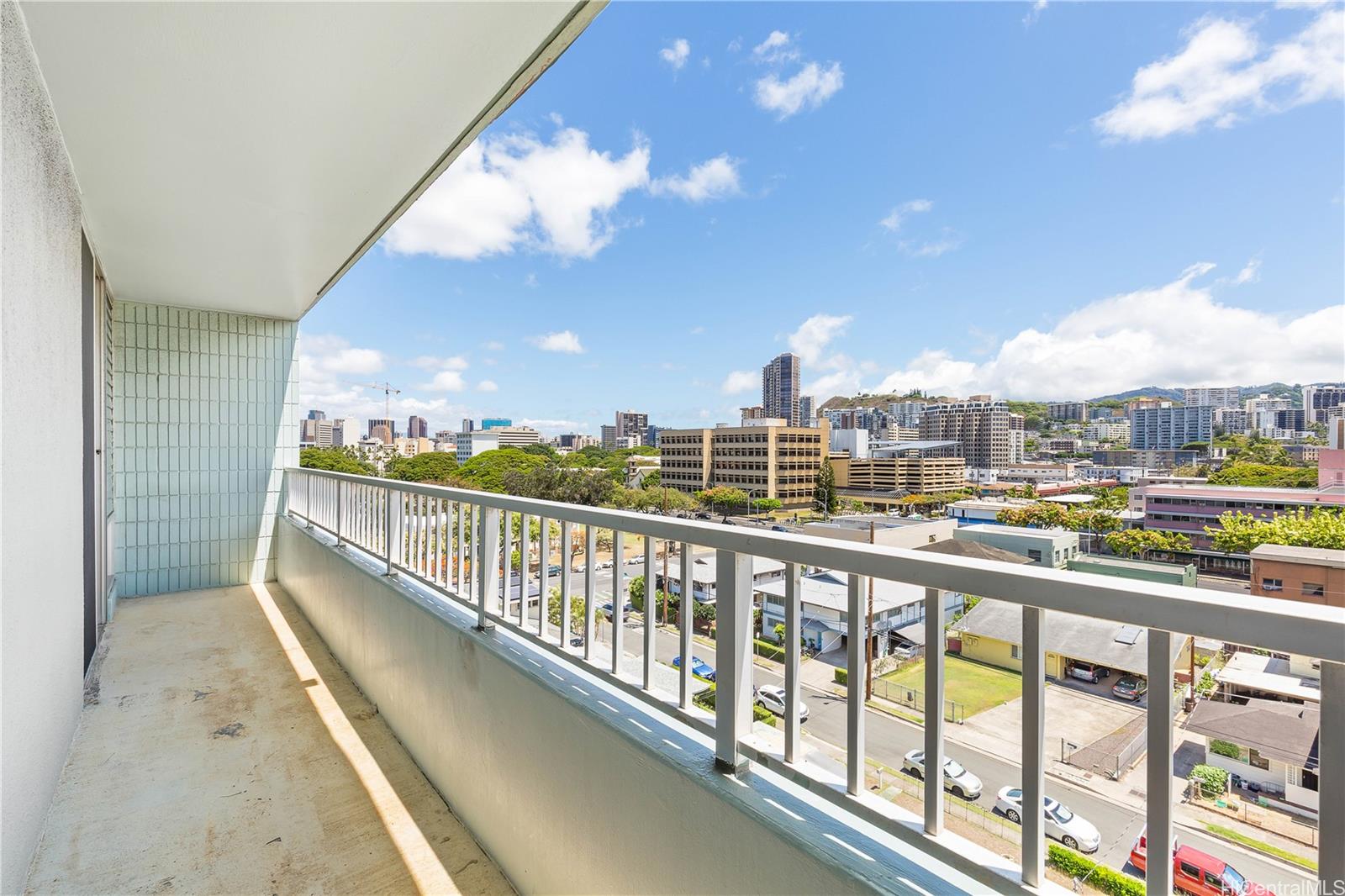 1122 Elm Street  Unit 809