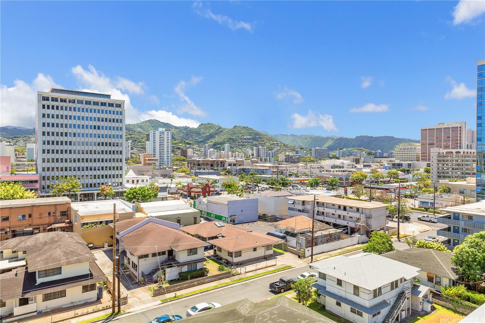 1122 Elm Street  Unit 809