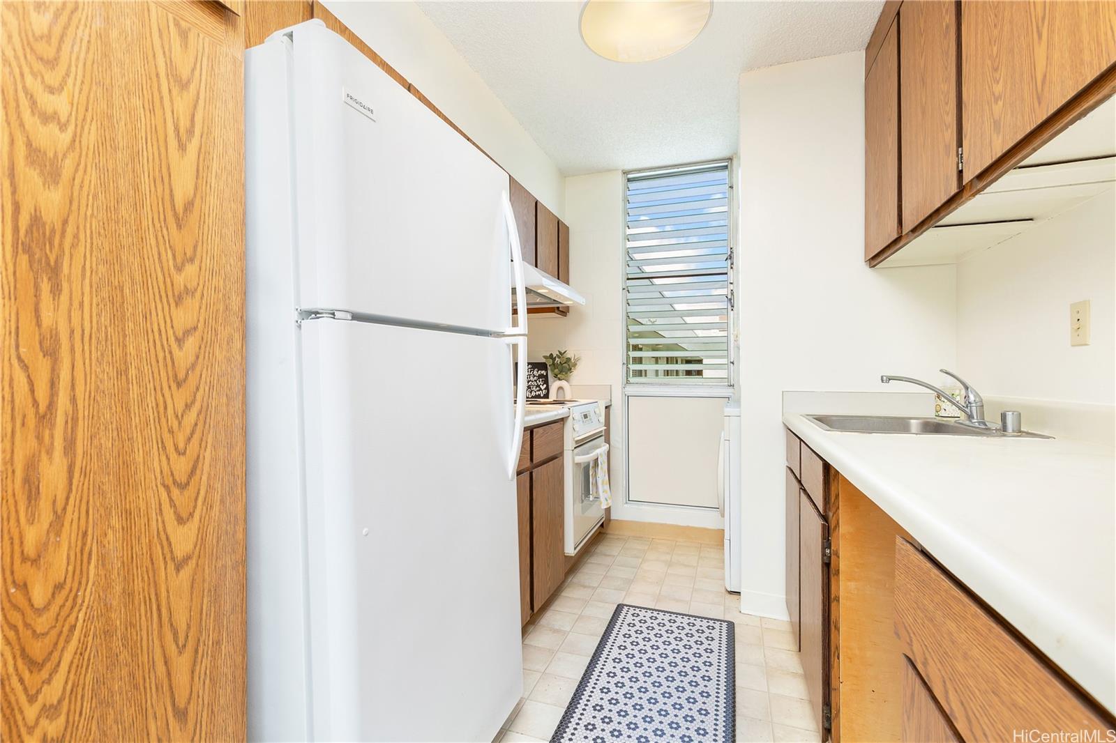 1122 Elm Street  Unit 809