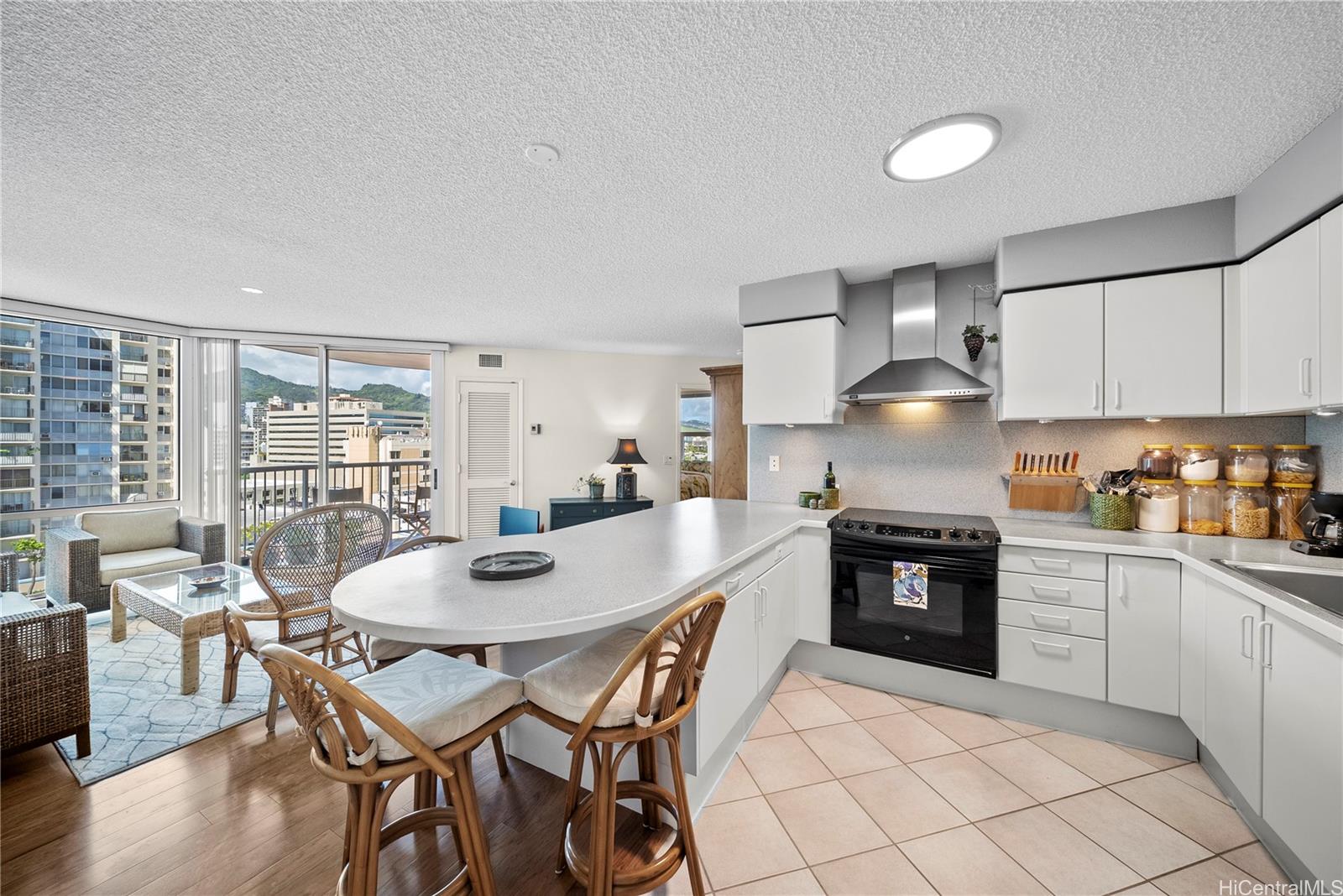 801 S King Street 1109