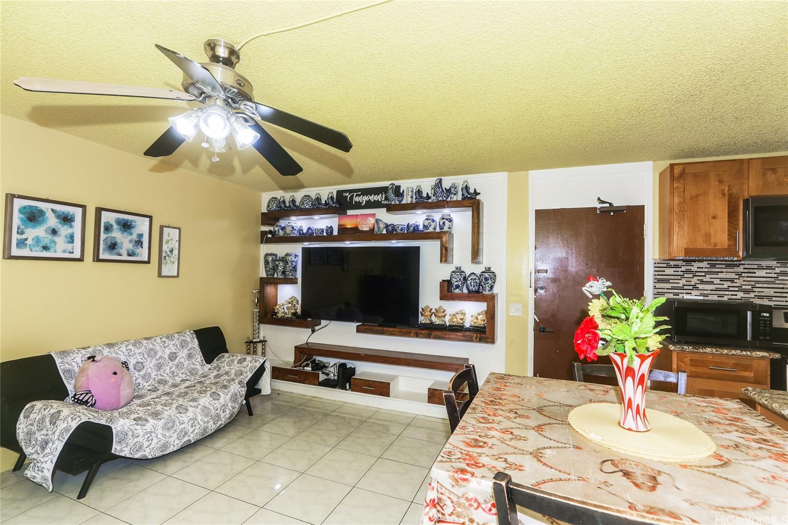 1260 Richard Lane B601