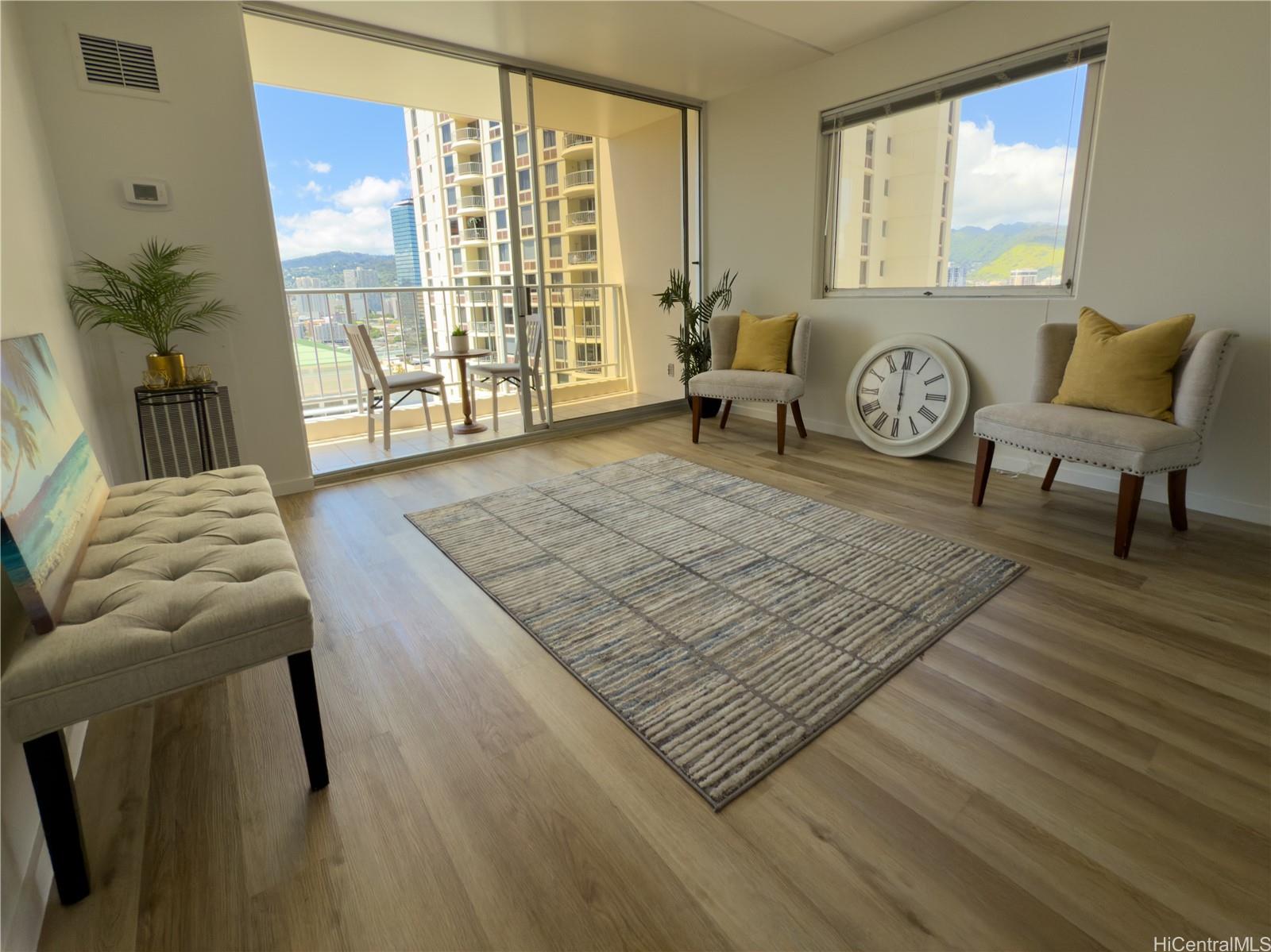 400 Hobron Lane 2114