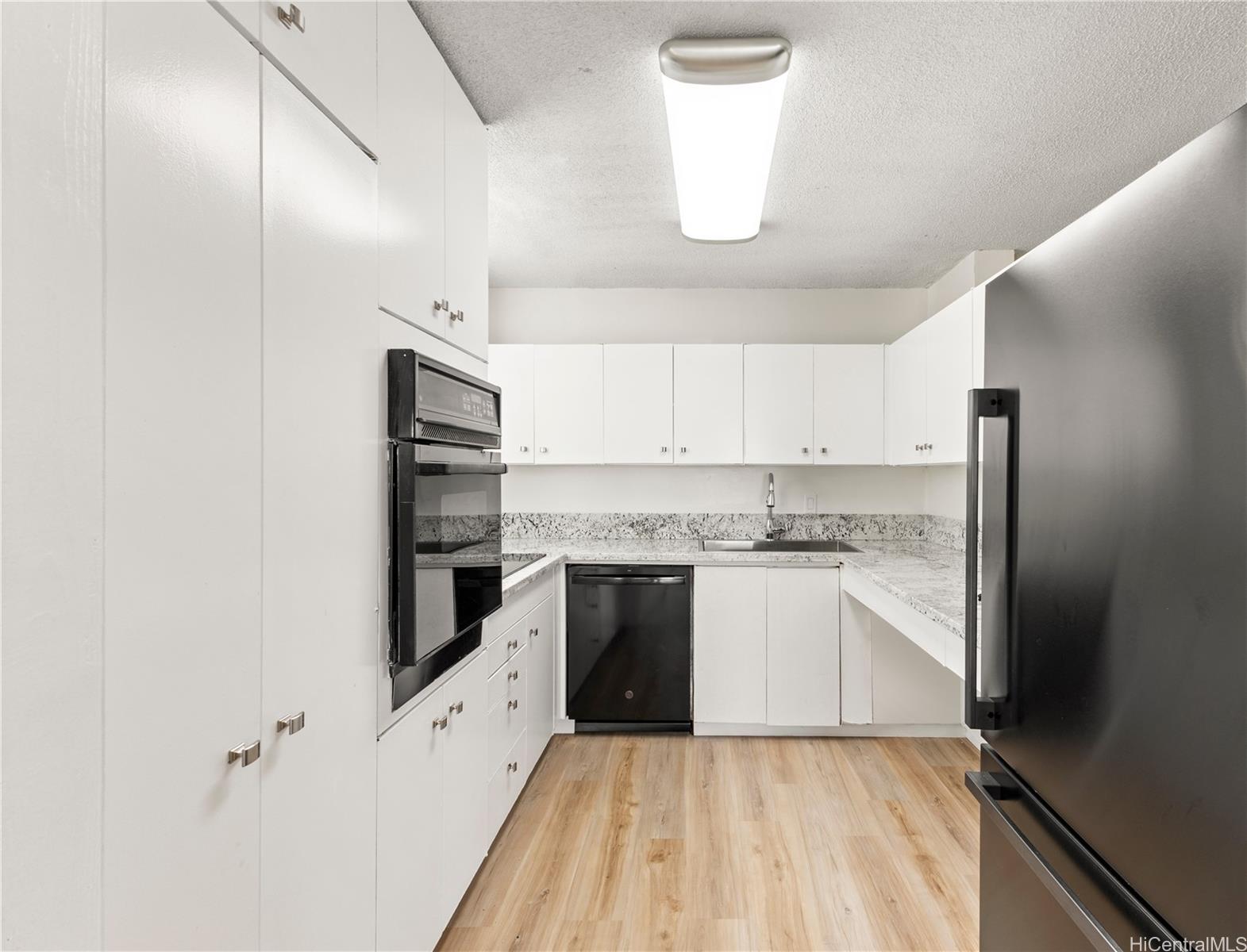 1717 Ala Wai Boulevard  Unit 701
