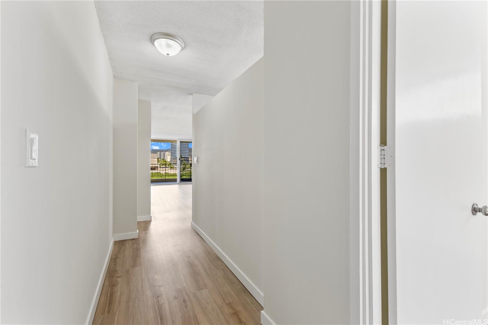 1717 Ala Wai Boulevard  Unit 701