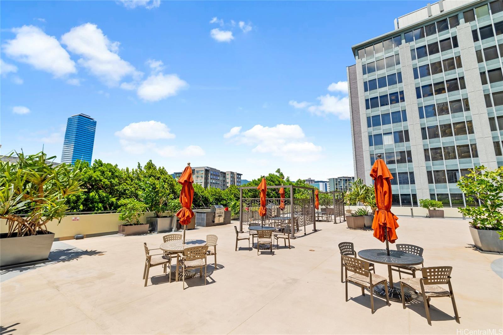 1717 Ala Wai Boulevard  Unit 701