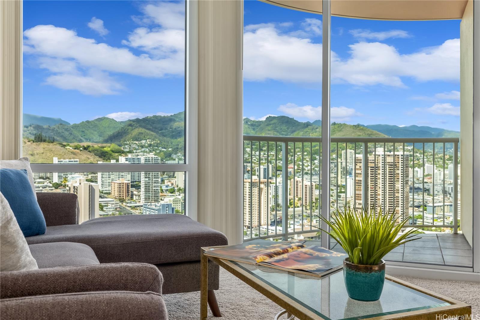 801 S King Street 3809