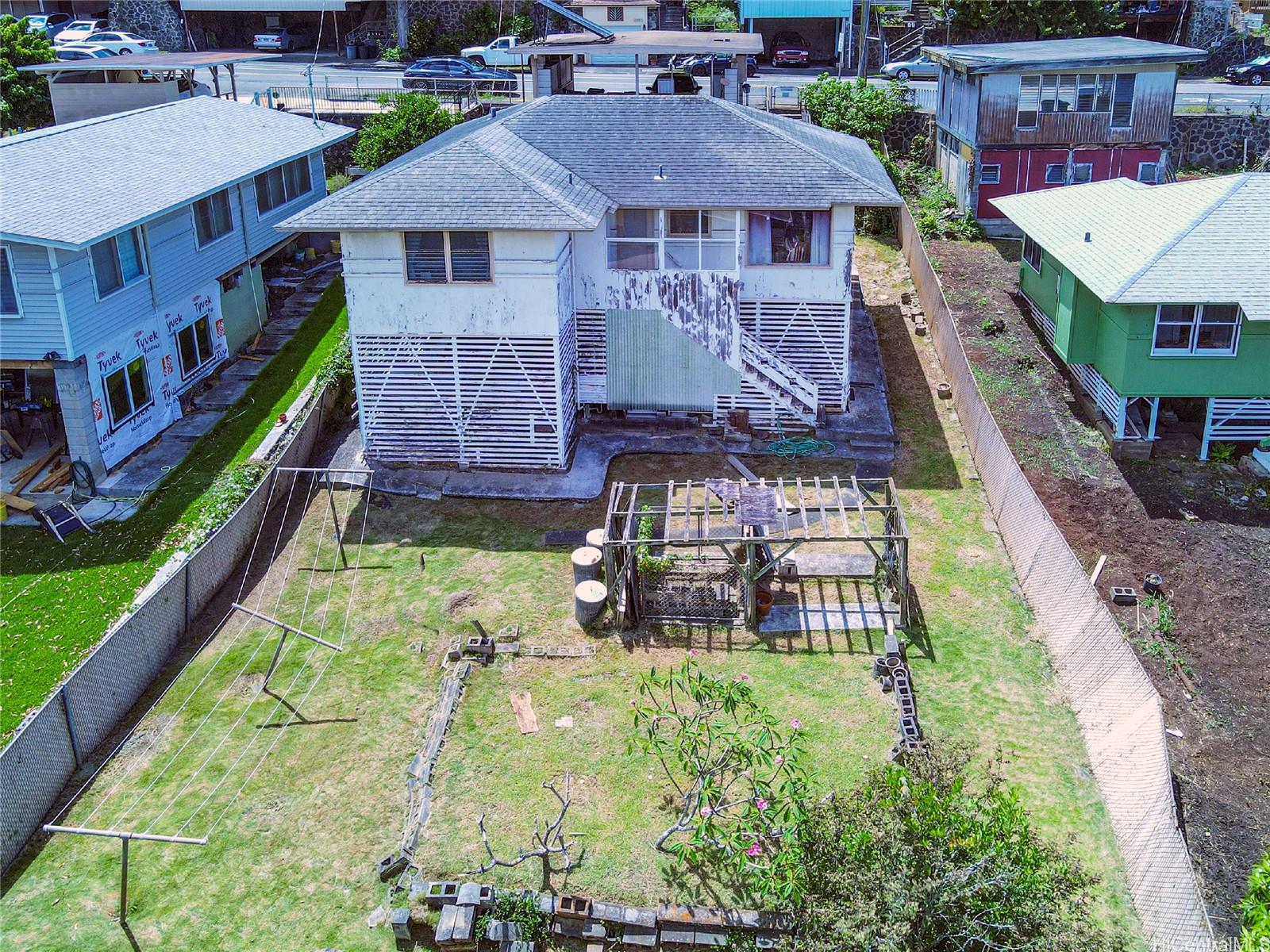 Photo 20 of 25