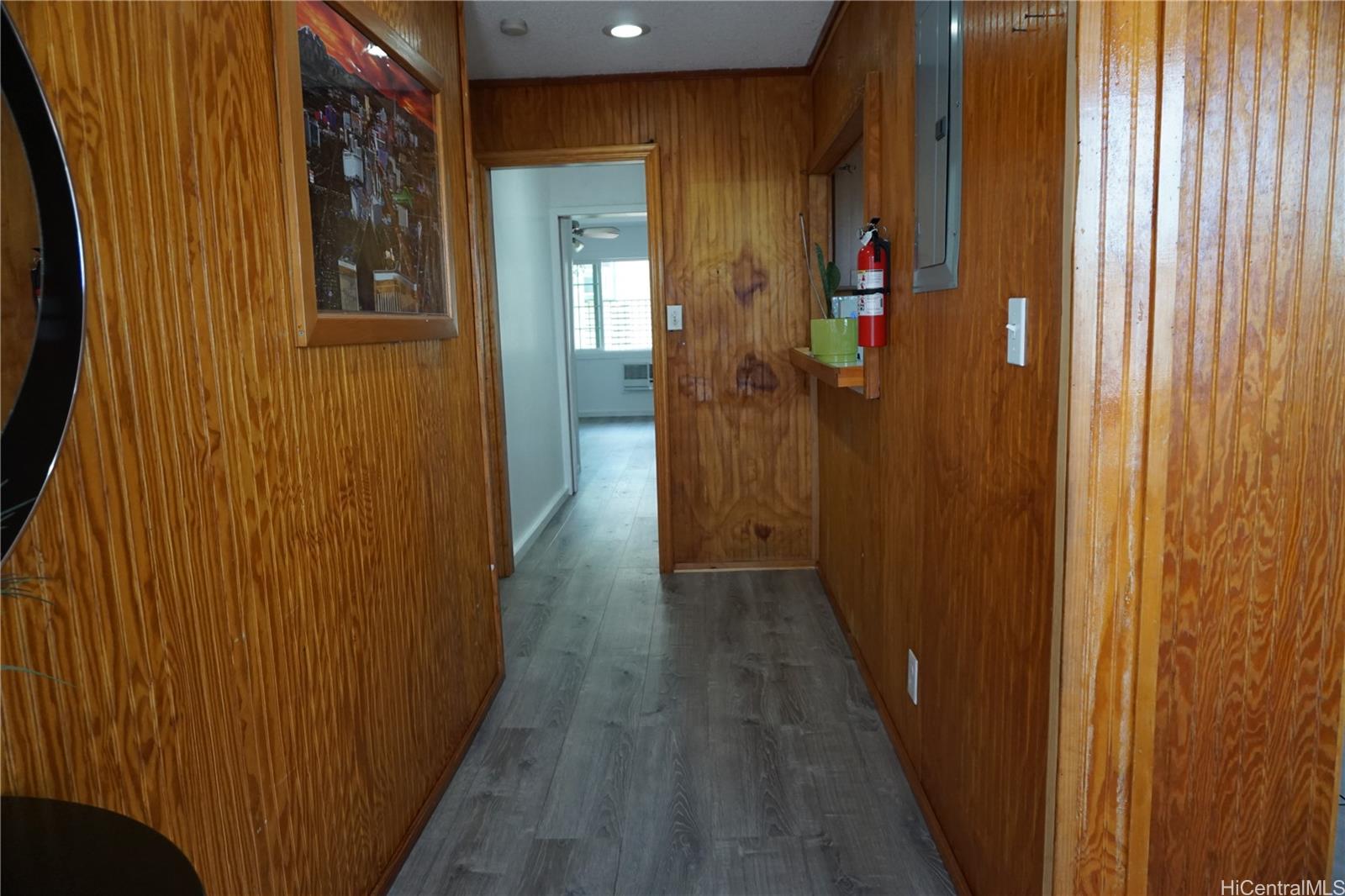 Photo 7 of 22
