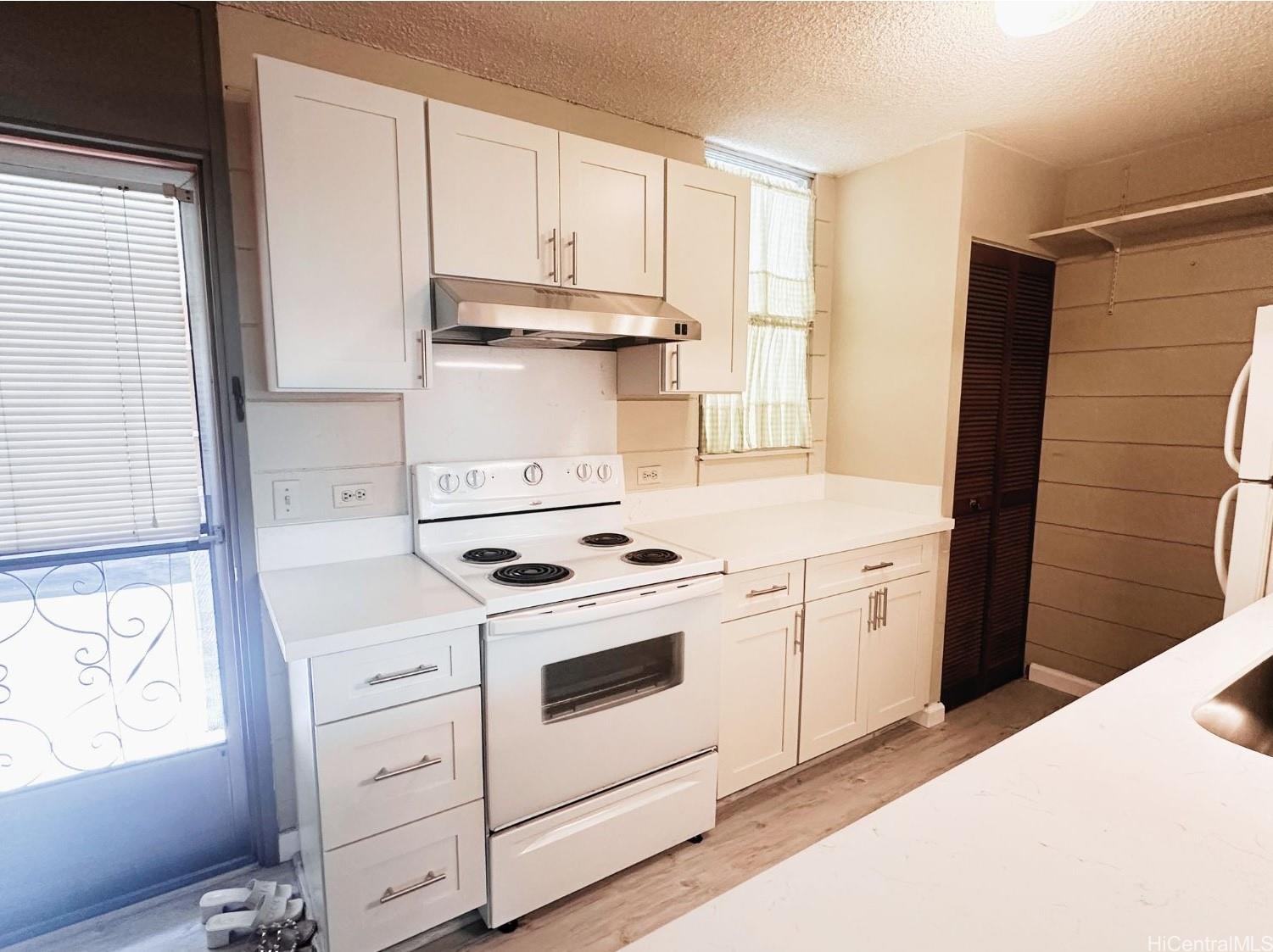 633 Nalanui Street  Unit 215