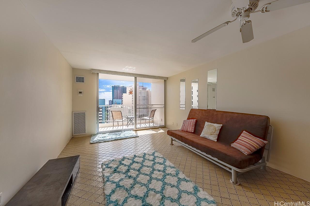 400 Hobron Lane 1609