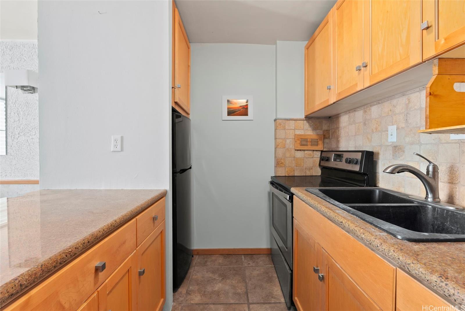 84-965 Farrington Highway  Unit B211