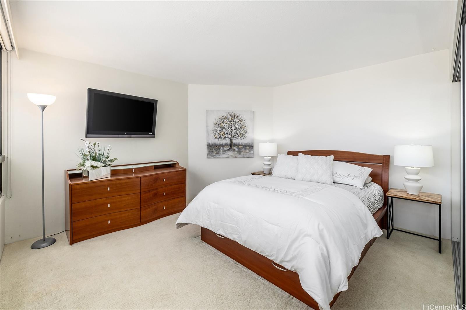 583 Kamoku Street  Unit PH7