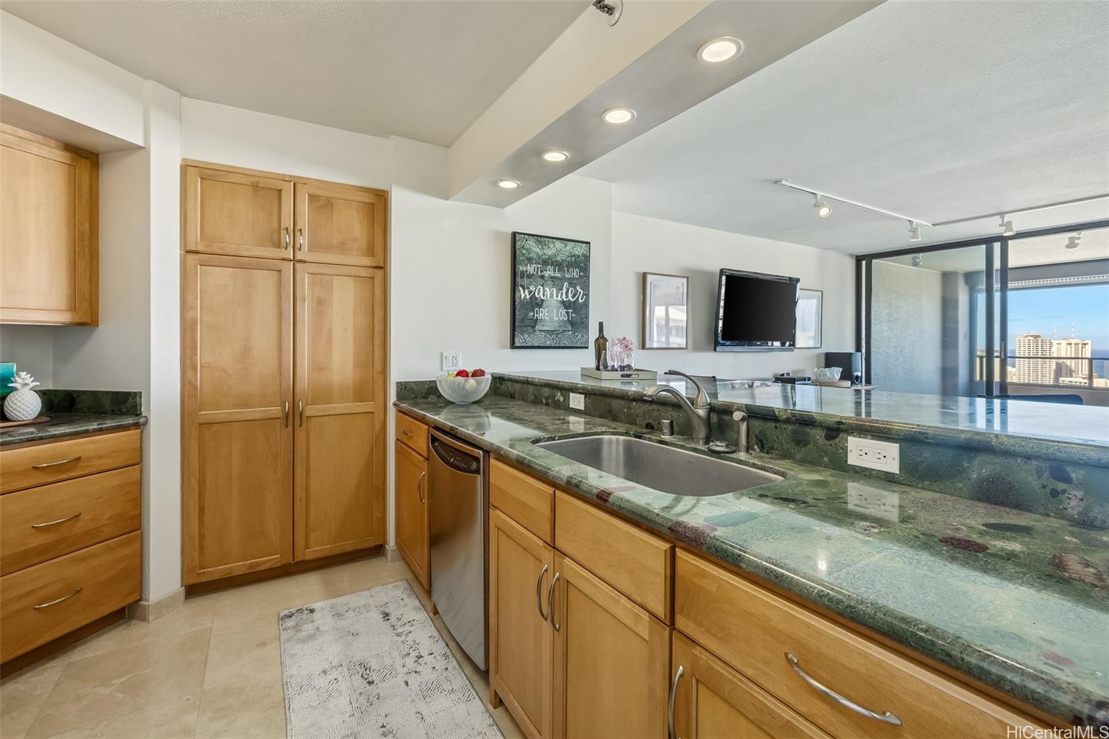 583 Kamoku Street  Unit PH7