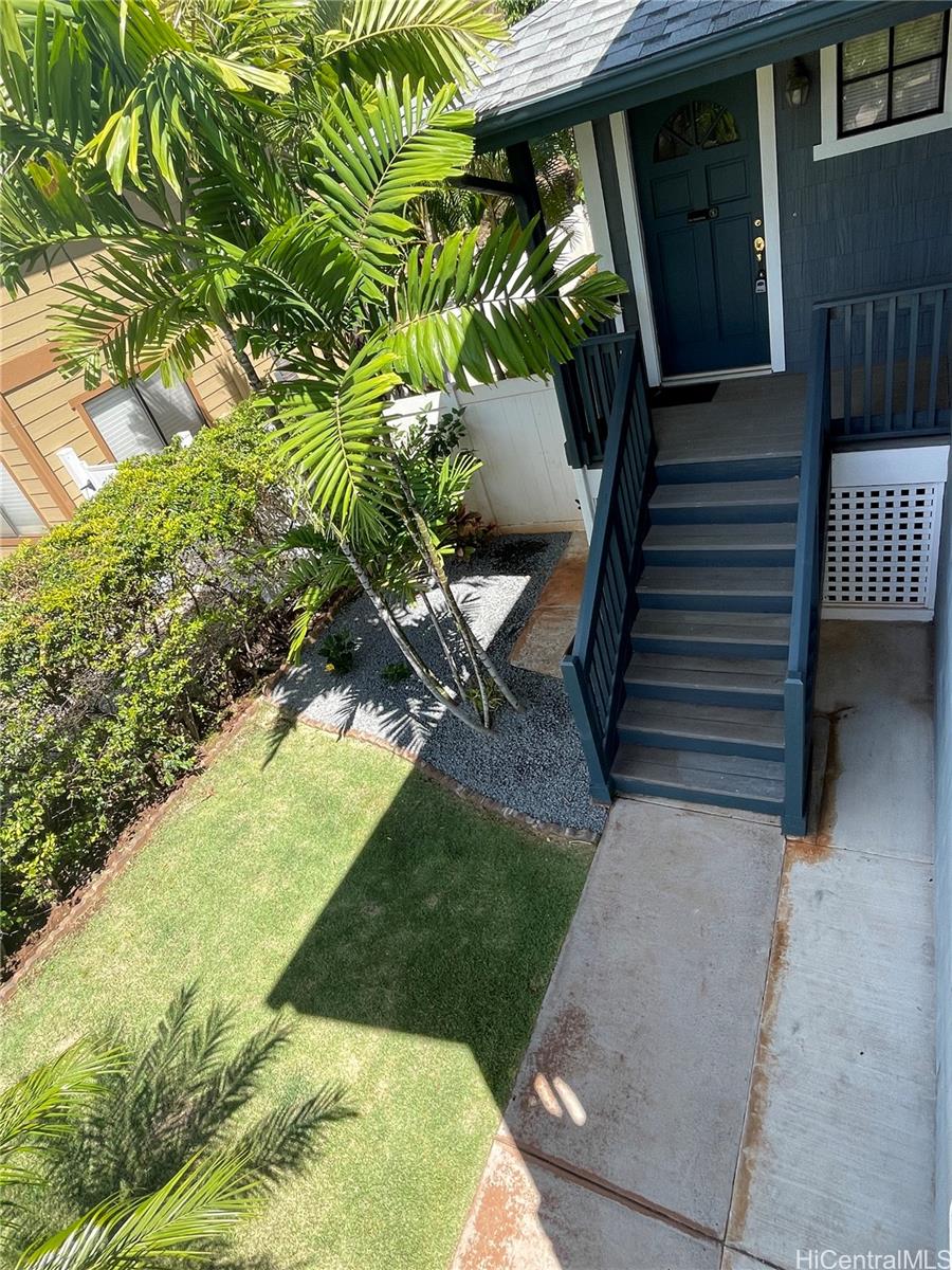 Photo 4 of 19