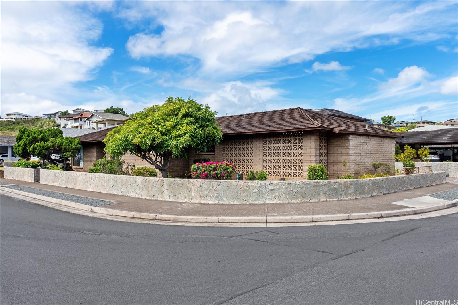3504 Ala Hapuu Street