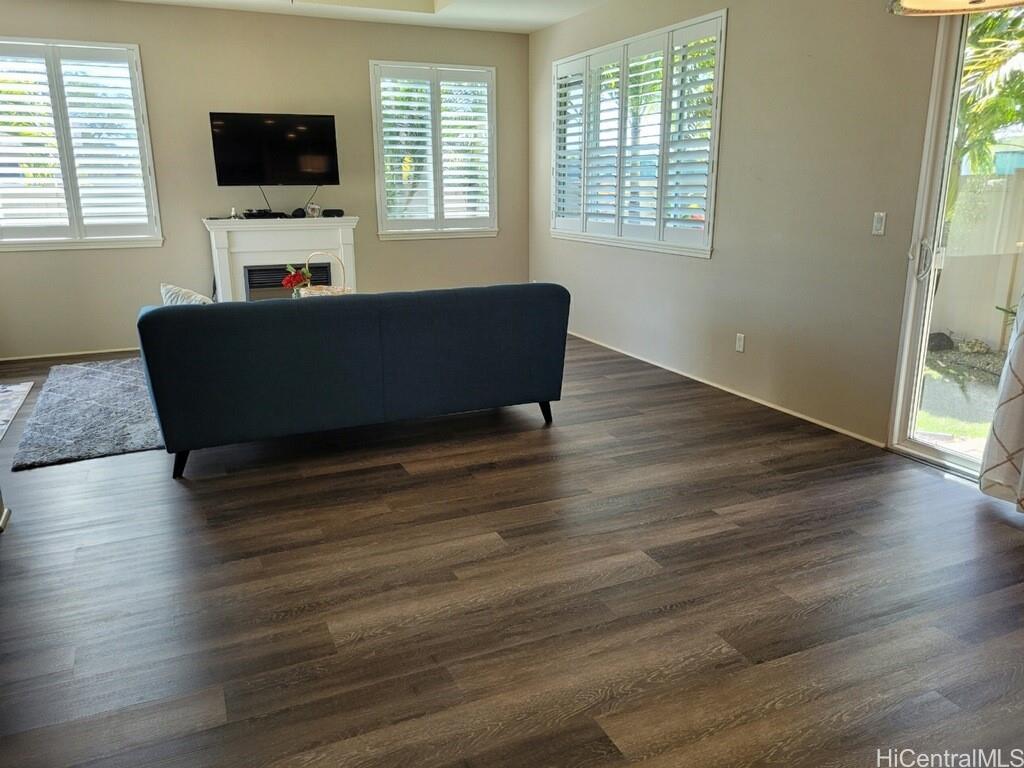 Photo 6 of 15