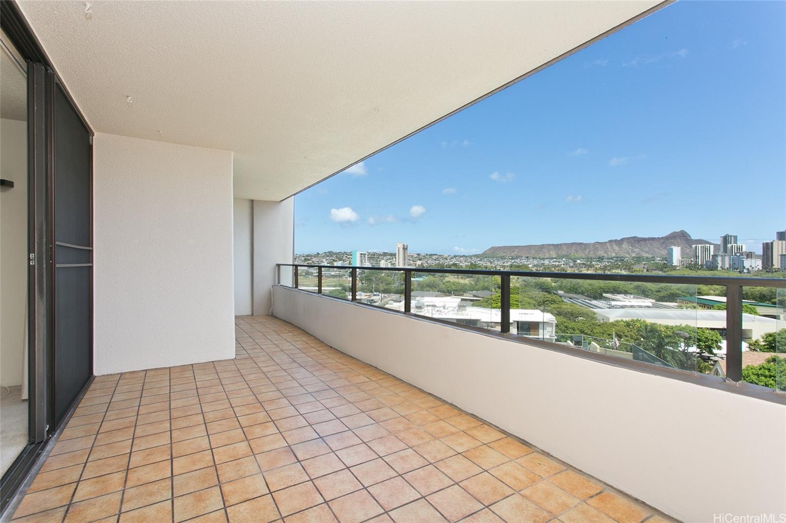 583 Kamoku Street DH1101