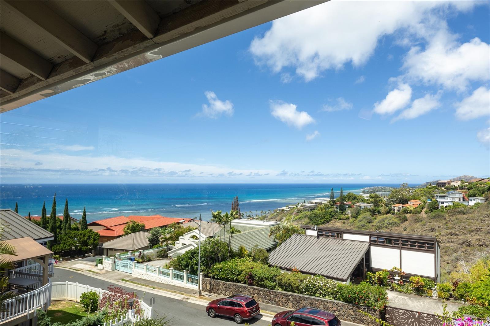 5333 Puahia Place