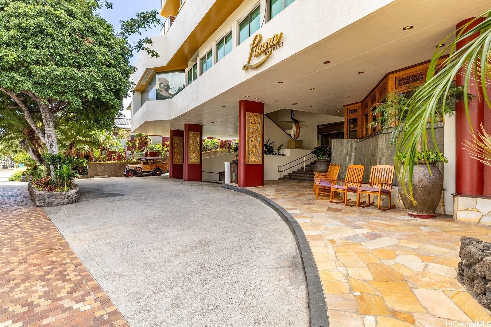 2045 Kalakaua Avenue  Unit 114