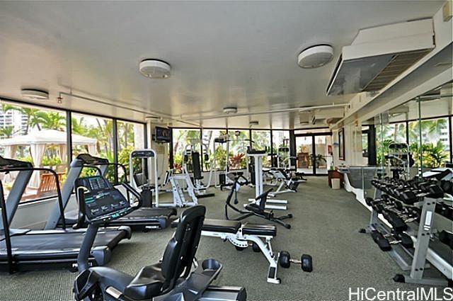 2045 Kalakaua Avenue  Unit 114