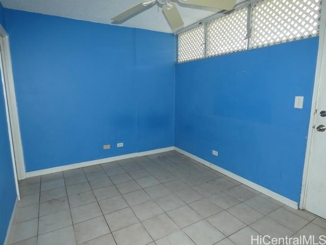 Photo 9 of 14